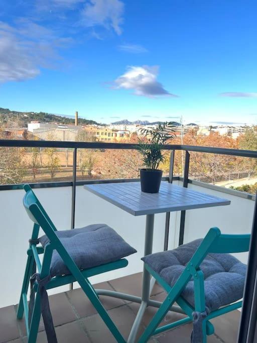 Appartamento Acogedor Piso En Terrassa Esterno foto